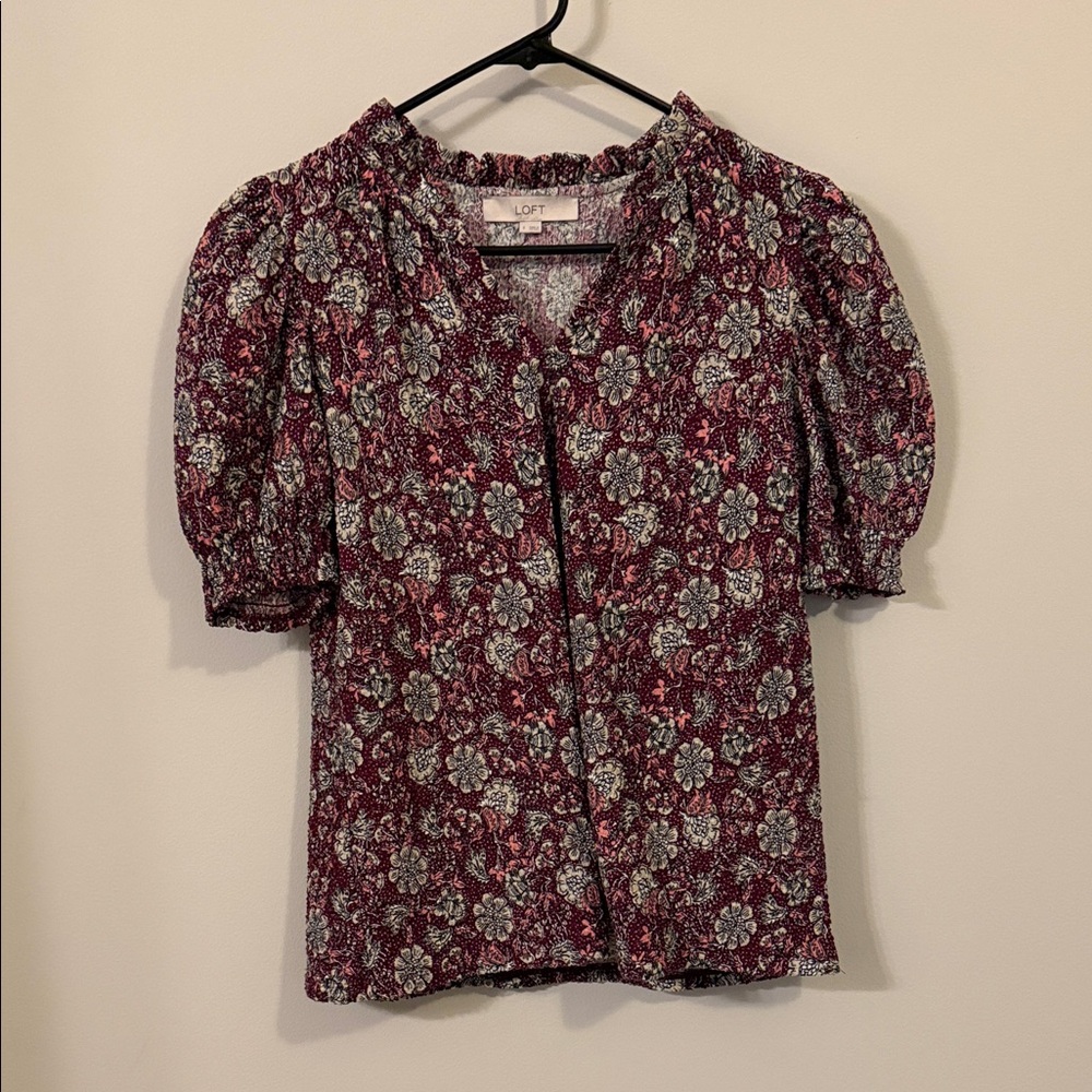 LOFT Women's Floral Puff Sleeve Blouse - Maroon and White